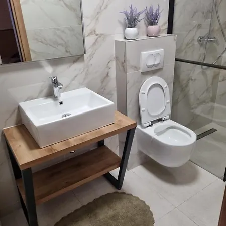 A&m Apartman *